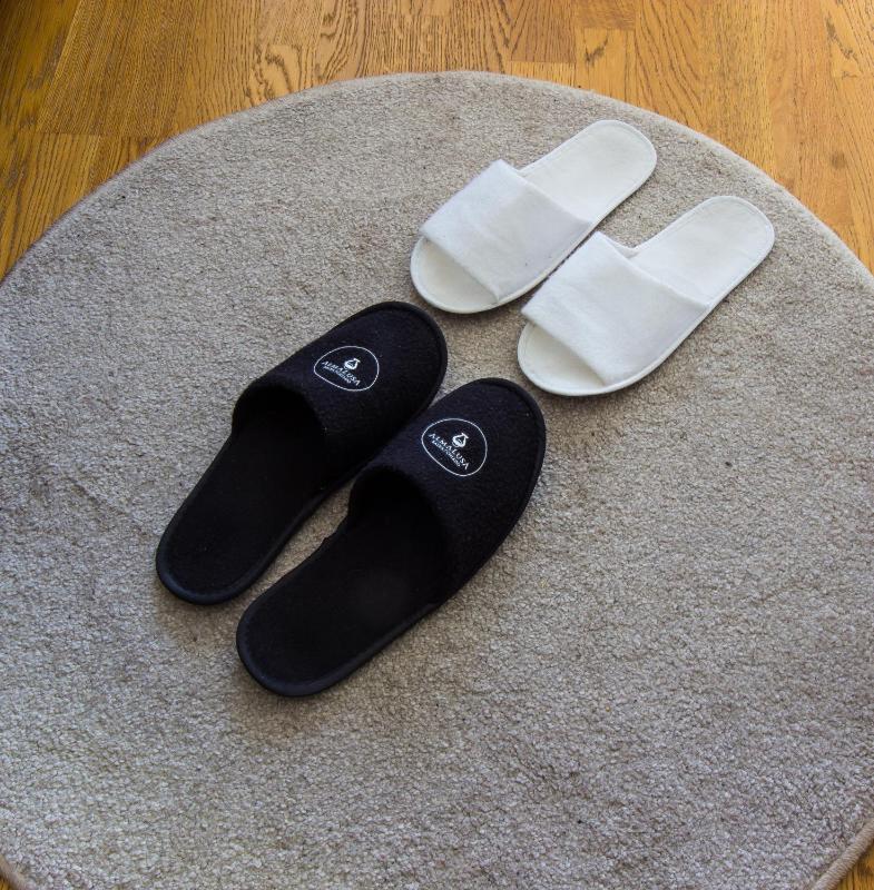 Studio Apartment image 2