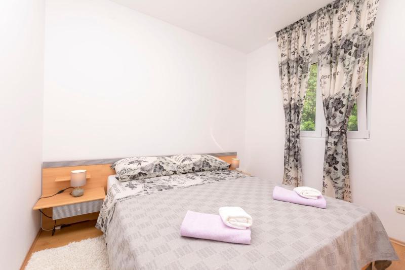 Apartment Petea - image 43