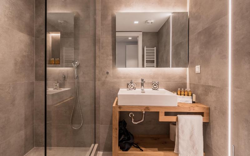 Acropolis Luxury Living - image 16