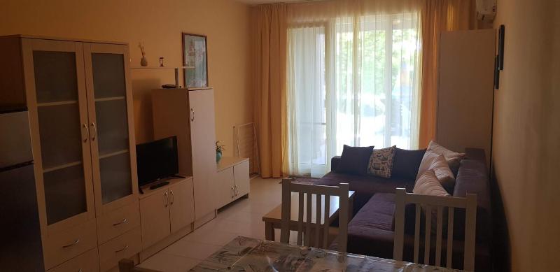 One-Bedroom Apartment - Ground Floor image 3