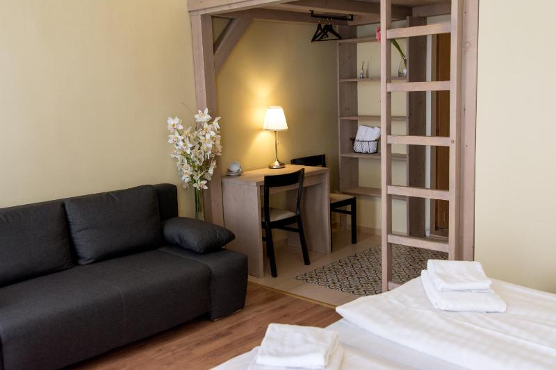 Family Room image 3