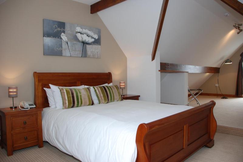 Executive Suite image 1