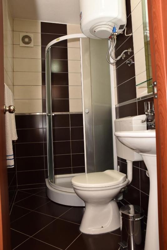 Double Room with Balcony image 3