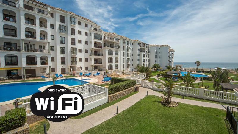 Marina de la Duquesa 312 - image 1
