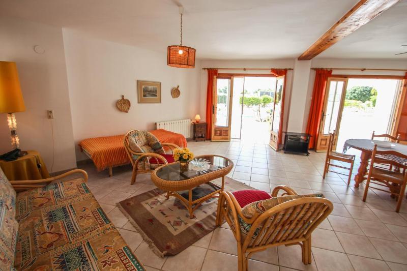 La Perla - sea view villa with private pool in Moraira - image 11
