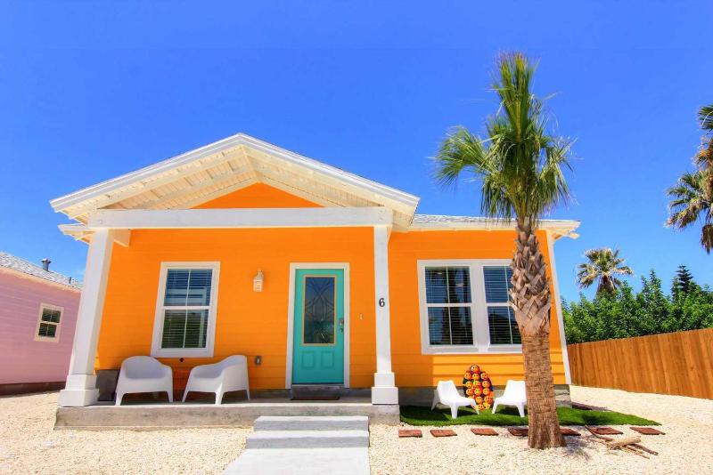 Three-Bedroom House image 1