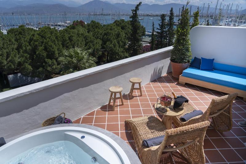 Penthouse Loft Suite image 2