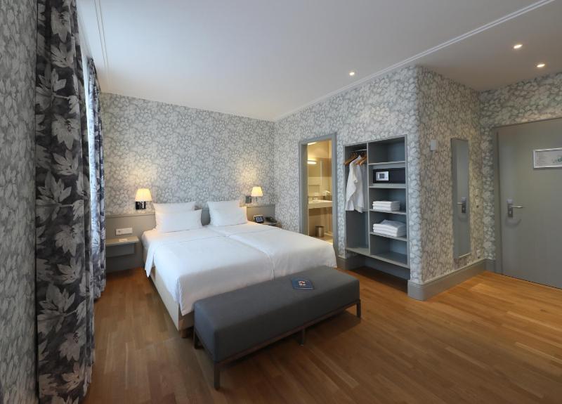 Junior Suite image 3