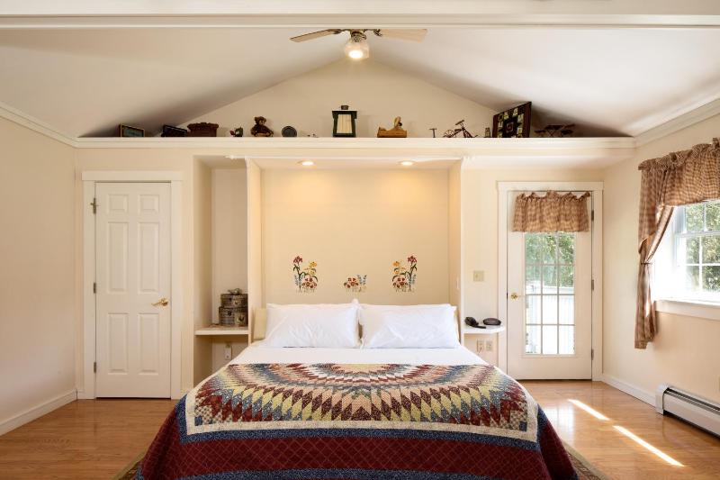 Deluxe Suite with Spa Bath