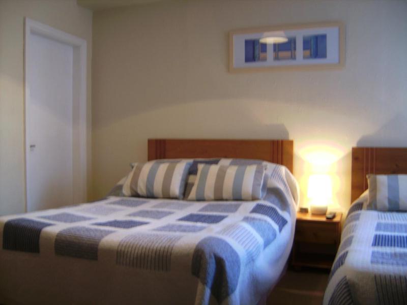 Dolphin Guesthouse - image 8