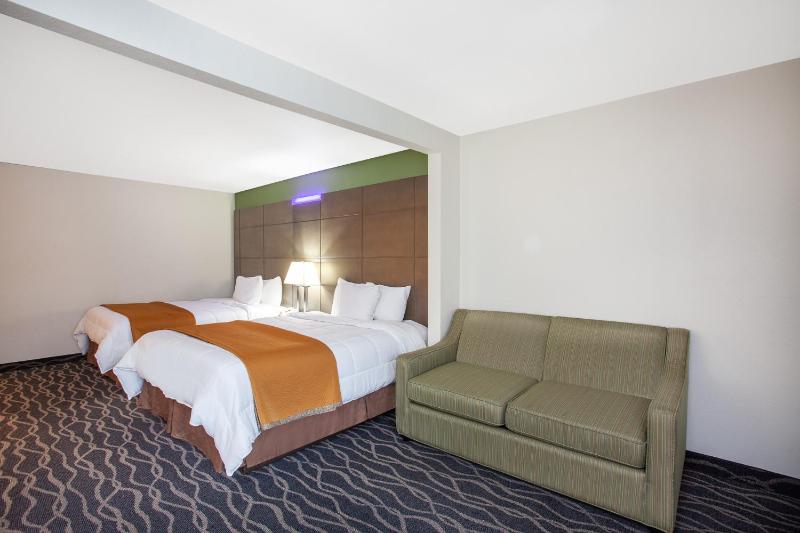 Mini Suite with Two Queen Beds - Non-Smoking image 3