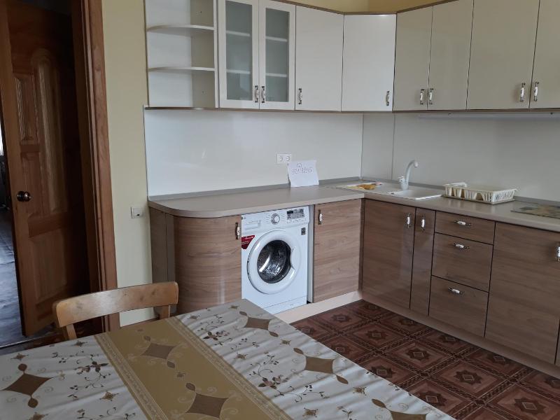 Three-Bedroom House image 3