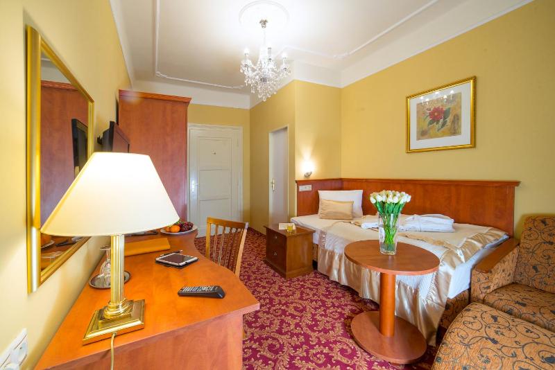 Superior Single Room image 1