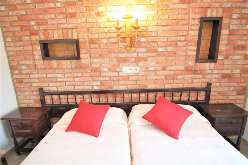 MARYVILLA 240 - image 6