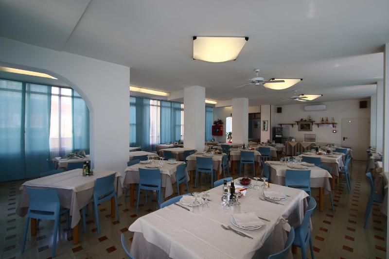 Hotel Tre Assi - image 11