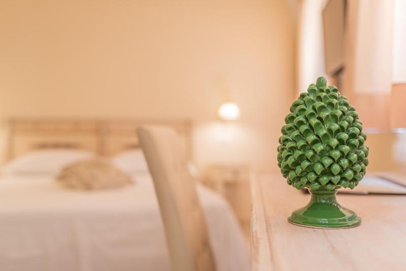 Double Room image 1