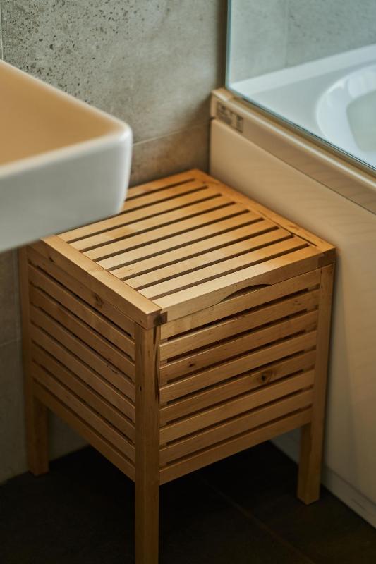King Suite with Spa Bath image 2