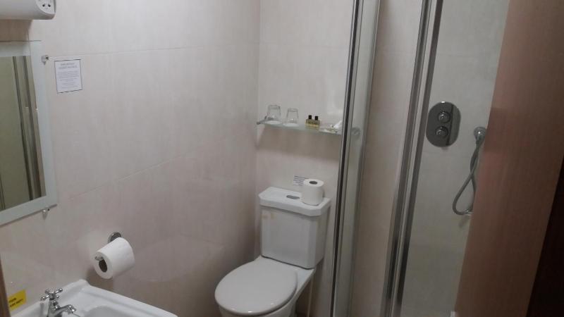 Double Room image 2