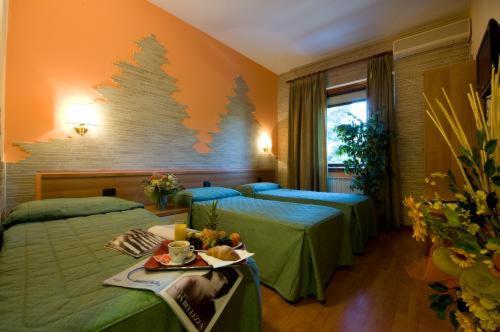 Triple Room image 1