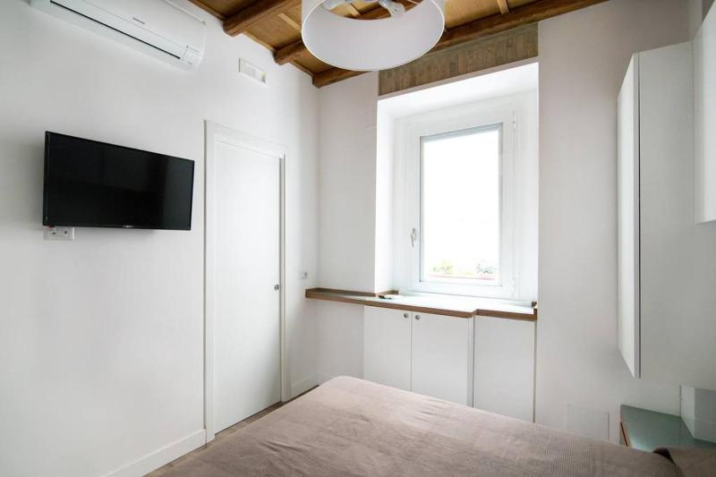 Deluxe Apartment Pantheon-Separate Building image 3