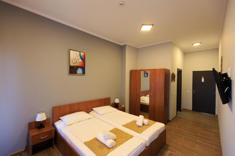 Double Room with Private Bathroom image 4