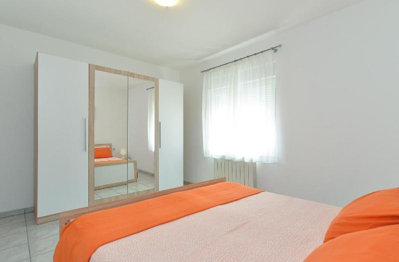 Apartment image 4