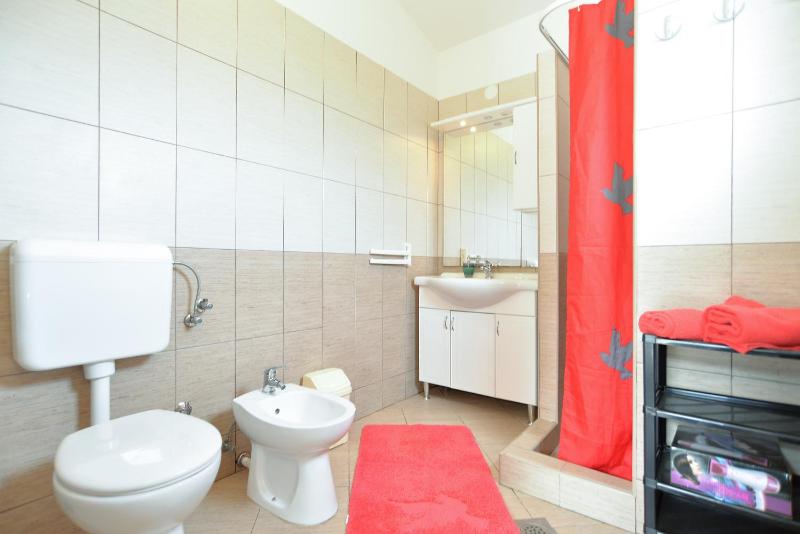 Apartment image 3
