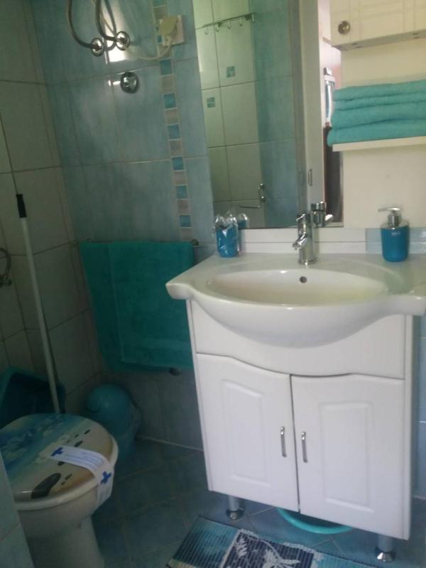 Studio Apartment image 2