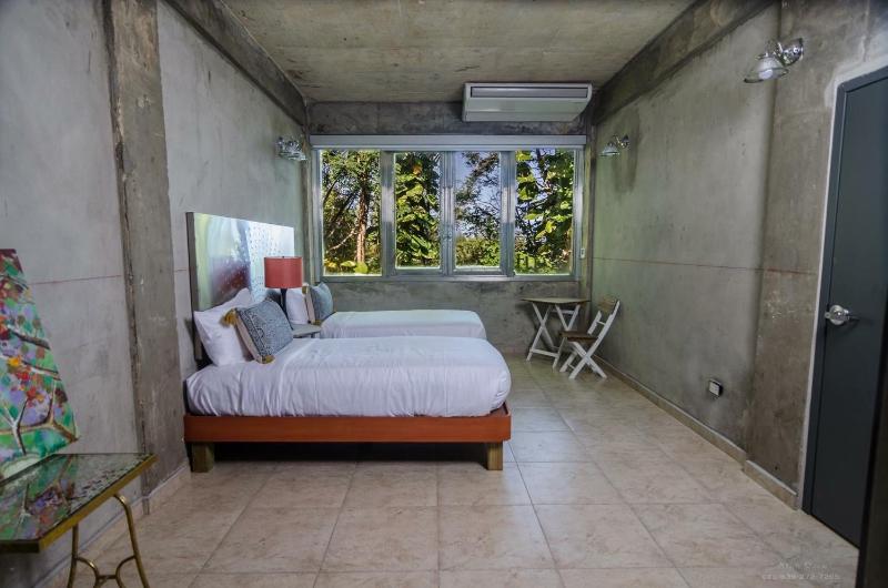 Deluxe Double or Twin Room with Garden View image 2