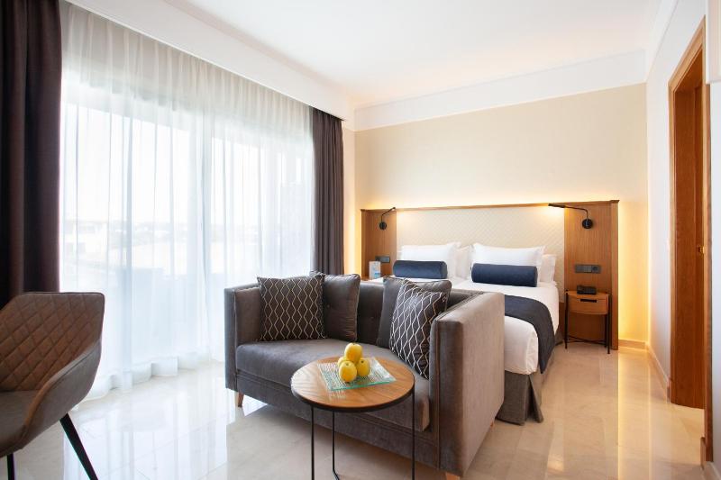 Grupotel Playa de Palma Suites & Spa - image 41