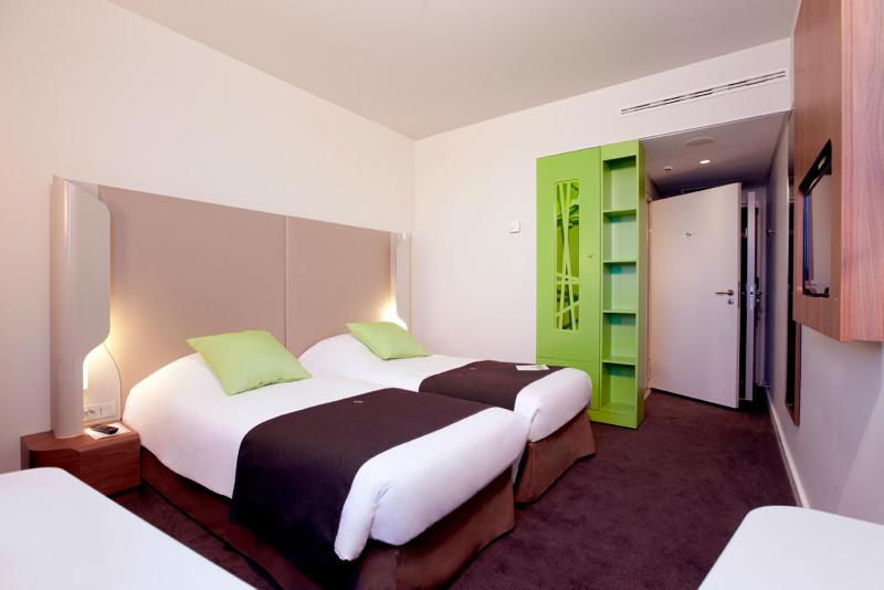 Standard Room - 2 Single Beds image 1