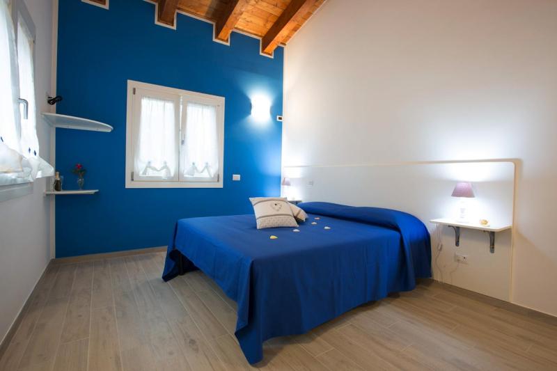 Deluxe Double Room (2 Adults + 1 Child) image 4