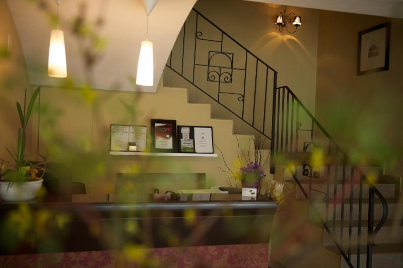 Hotel Vanilla - image 10