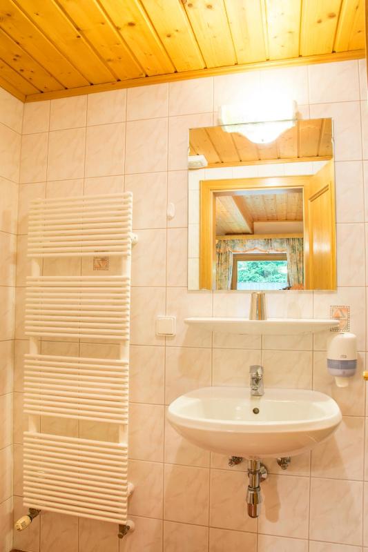 Standard Double Room image 3