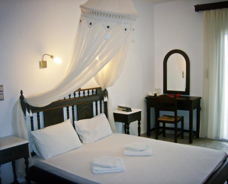 Triple Room image 2