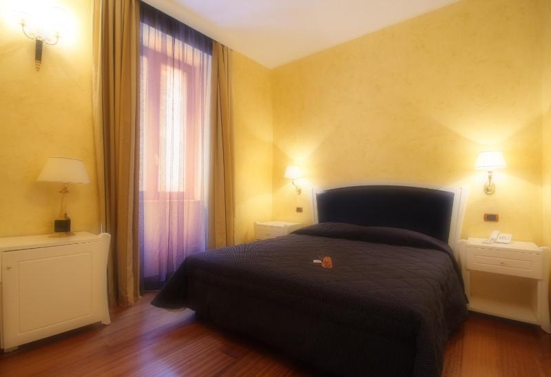Double or Twin Room image 1