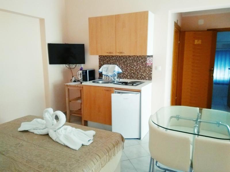 Apartment image 2