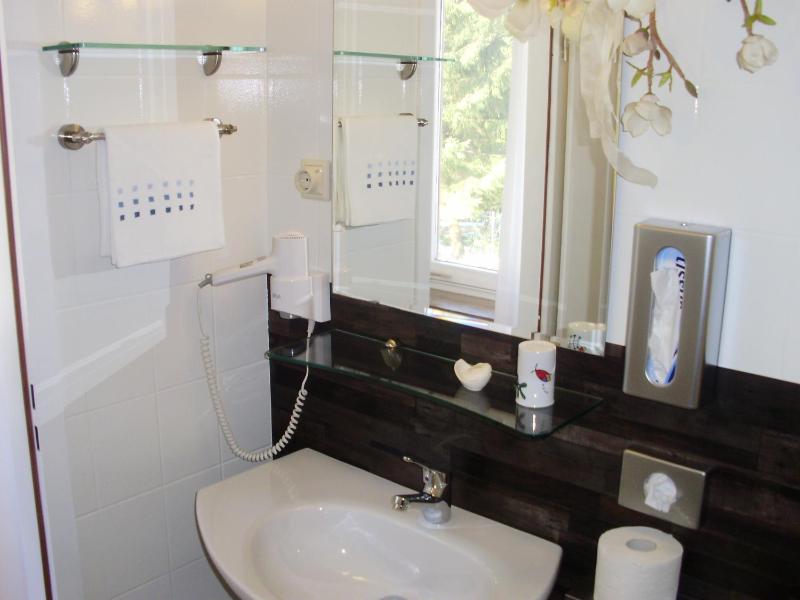 Single Room image 2