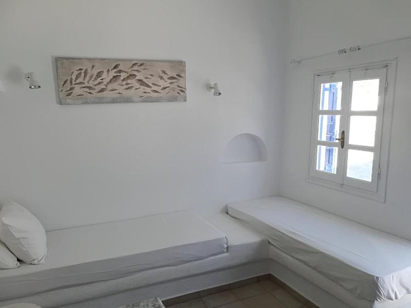 MARKOS BEACH rooms & studios - image 6
