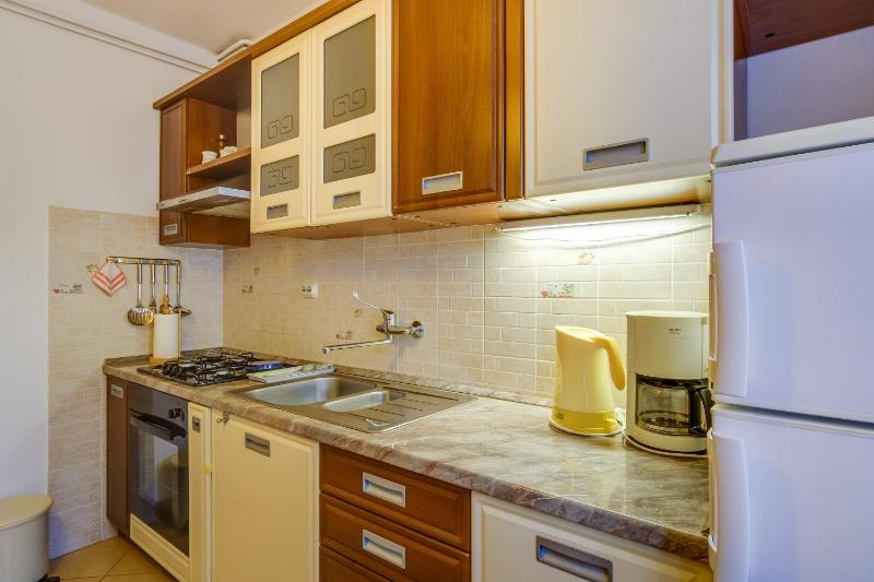 Apartments Beba - image 15