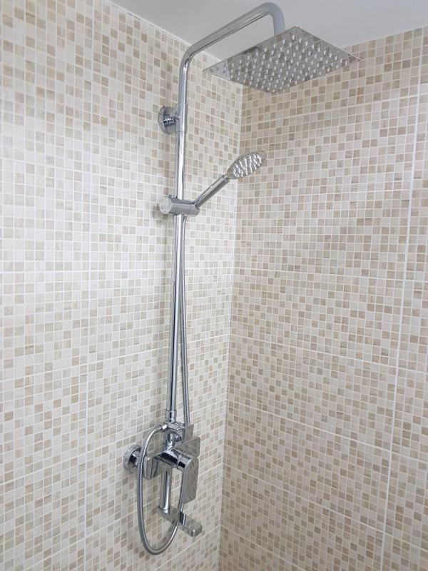 Triple Room with Private Bathroom image 2