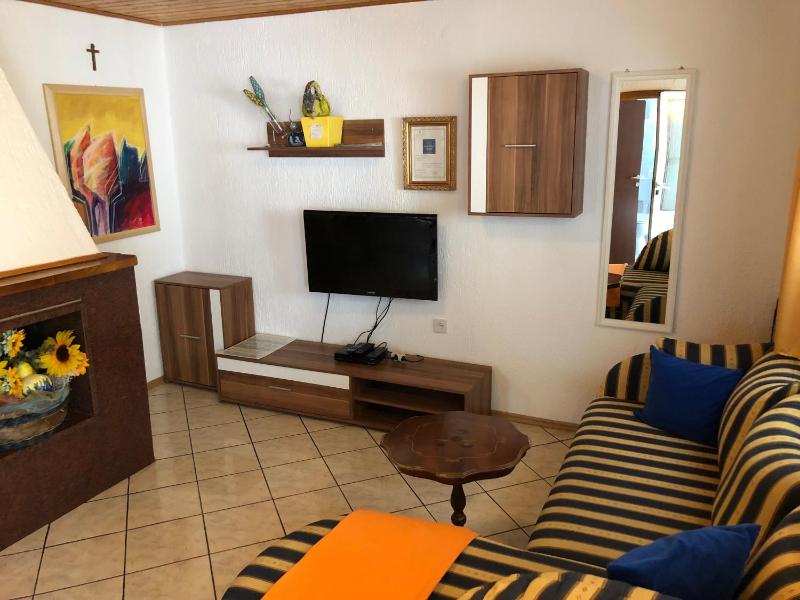 Apartment - Split Level image 3