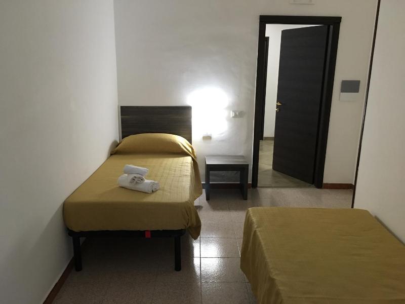 Quadruple Room image 3