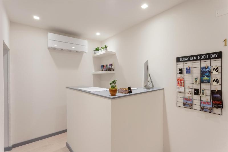 Santo Spirito Venti - Design Rooms in Florence near Ponte Vecchio & Palazzo Pitti - image 5