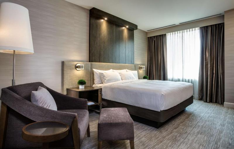 King Room image 2