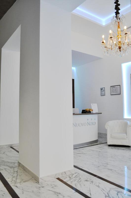 HNN Luxury Suites - image 2