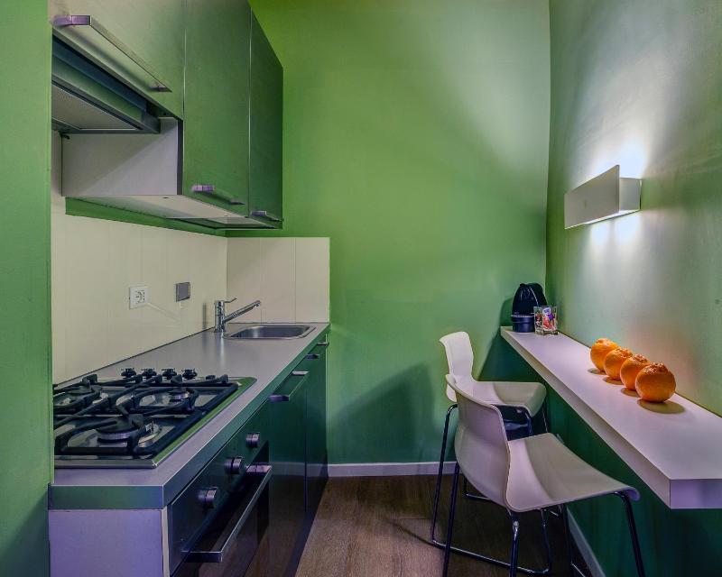 Deluxe Studio image 4