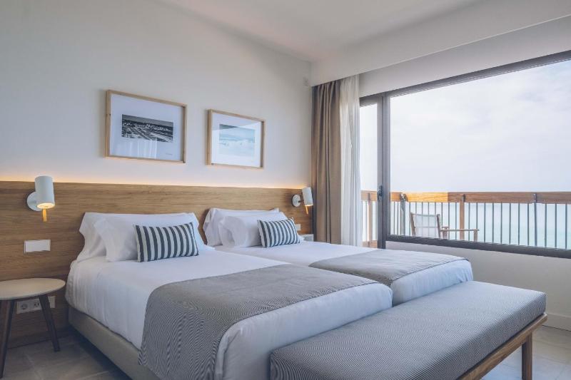 AYA Seahotel - Adults Only - image 17
