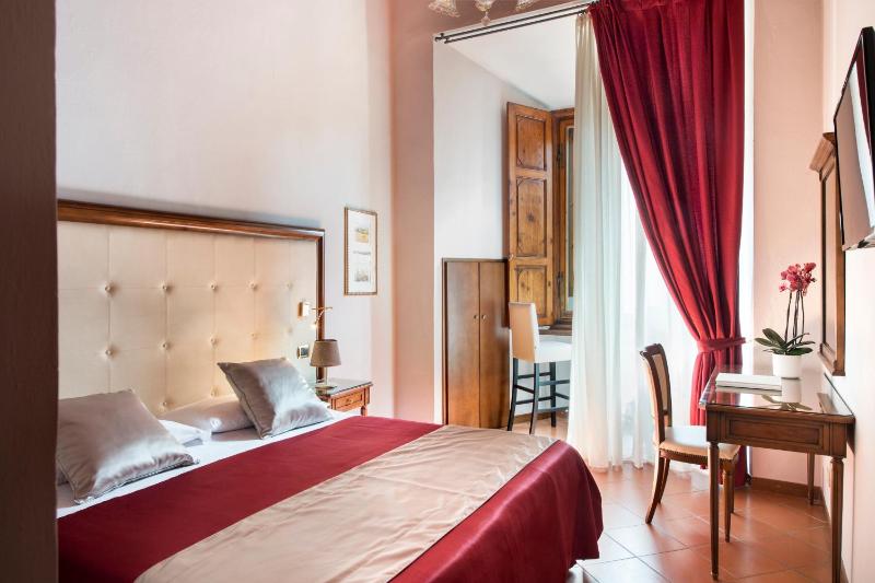Double or Twin Room with City View image 1