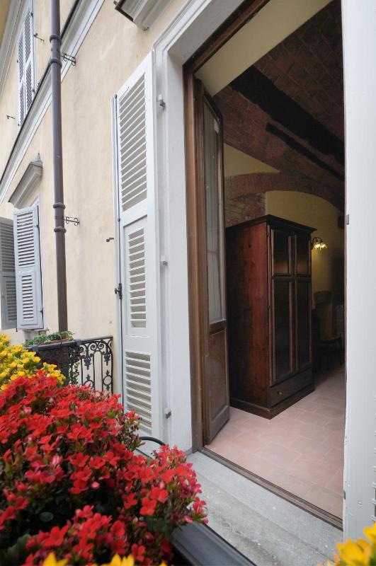 Deluxe Apartment image 2